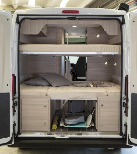 Caravansinternational  Kiros5   Van (1) a1800x900